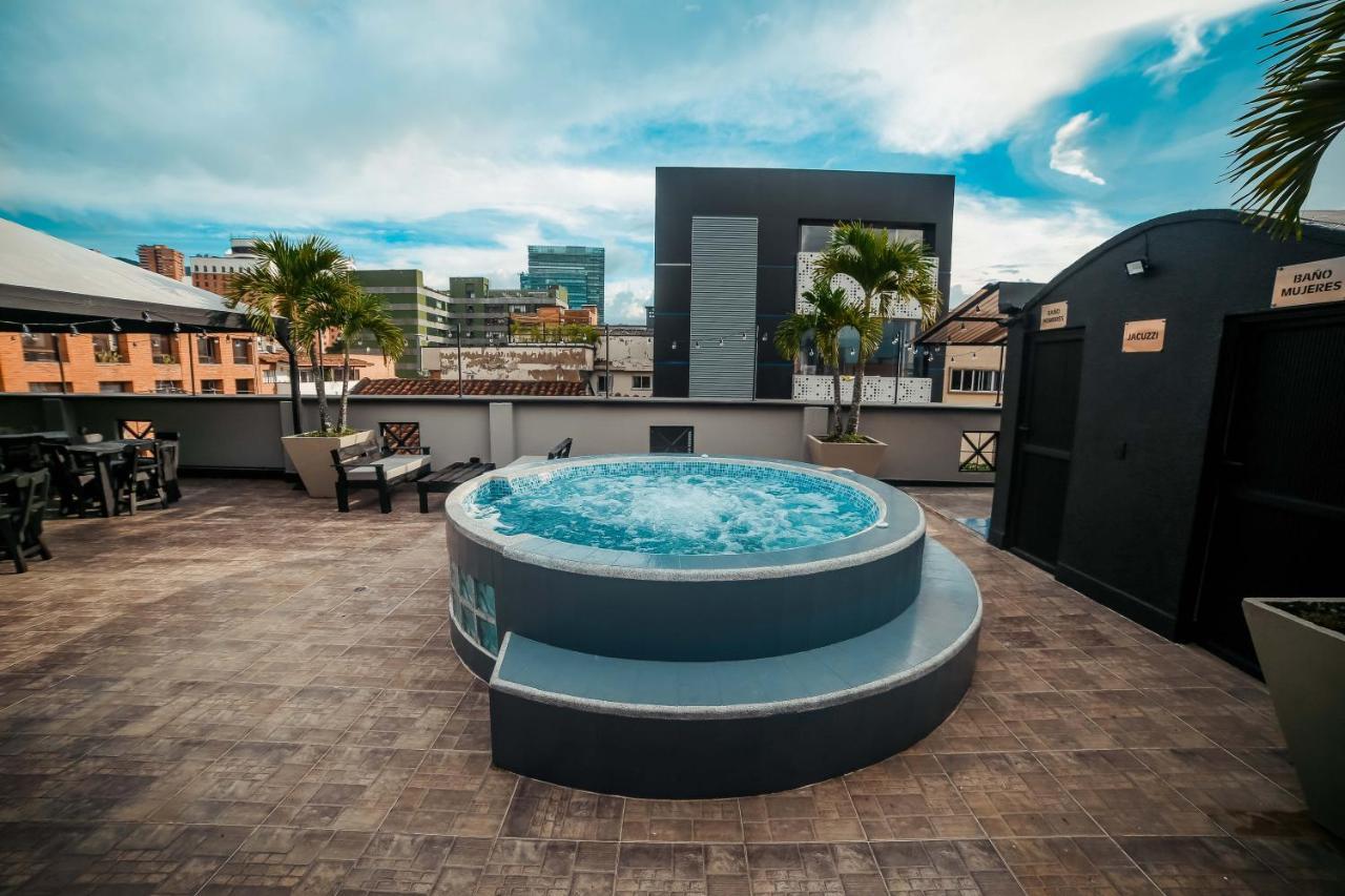 Tik By Bernalo Hotels Medellín Exteriör bild