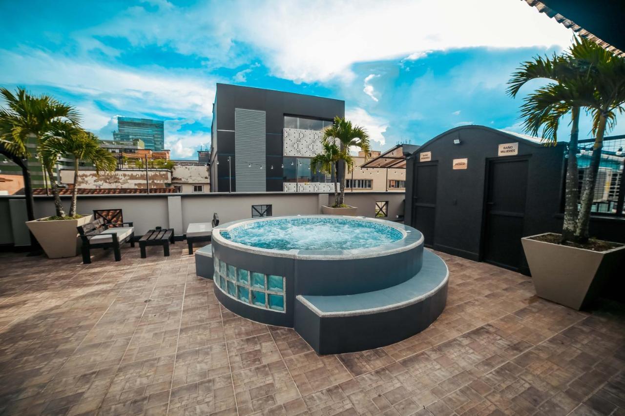Tik By Bernalo Hotels Medellín Exteriör bild